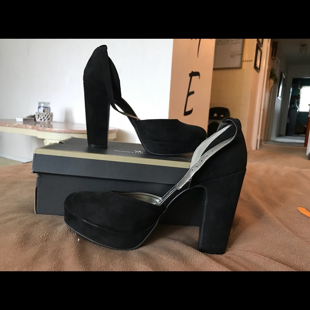 Black suede heels with box